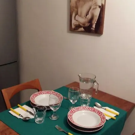 Costantinahouse