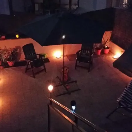 Costantinahouse